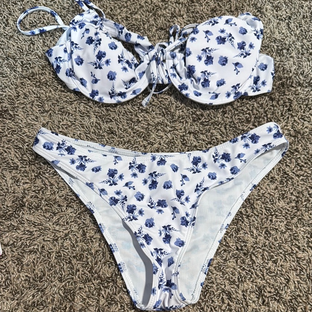 SHEIN Blue Floral Bikini Set